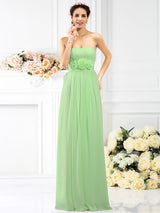 Charming Strapless Hand-Made Flower Sleeveless Long Chiffon Bridesmaid Dresses-Ballbella