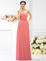 Charming Strapless Hand-Made Flower Sleeveless Long Chiffon Bridesmaid Dresses-Ballbella