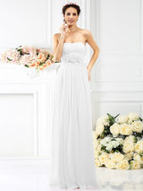 Charming Strapless Hand-Made Flower Sleeveless Long Chiffon Bridesmaid Dresses-Ballbella