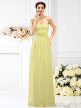 Charming Strapless Hand-Made Flower Sleeveless Long Chiffon Bridesmaid Dresses-Ballbella