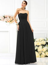 Charming Strapless Pleats Sleeveless Long Chiffon Bridesmaid Dresses-Ballbella