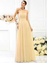 Charming Strapless Pleats Sleeveless Long Chiffon Bridesmaid Dresses-Ballbella