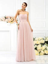 Charming Strapless Pleats Sleeveless Long Chiffon Bridesmaid Dresses-Ballbella