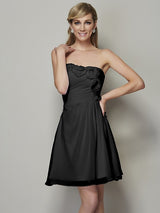 Charming Strapless Sleeveless Pleats Applique Short Chiffon Bridesmaid Dresses-Ballbella