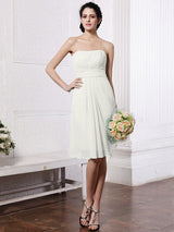 Charming Strapless Sleeveless Pleats Short Chiffon Bridesmaid Dresses-Ballbella