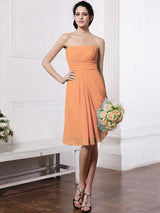 Charming Strapless Sleeveless Pleats Short Chiffon Bridesmaid Dresses-Ballbella