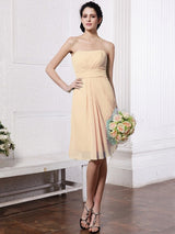 Charming Strapless Sleeveless Pleats Short Chiffon Bridesmaid Dresses-Ballbella