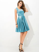 Charming Straps Pleats Sleeveless Short Satin Bridesmaid Dresses-Ballbella