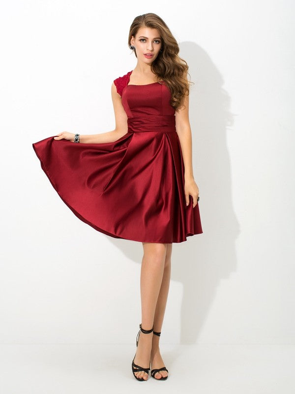 Charming Straps Pleats Sleeveless Short Satin Bridesmaid Dresses Charming Straps Pleats Sleeveless Short Satin Bridesmaid Dresses