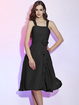 Charming Straps Sleeveless Pleats Applique Short Chiffon Bridesmaid Dresses-Ballbella