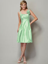 Charming Straps Sleeveless Pleats Short Taffeta Bridesmaid Dresses-Ballbella