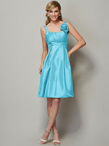 Charming Straps Sleeveless Pleats Short Taffeta Bridesmaid Dresses-Ballbella