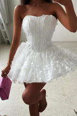 Charming White A-Line Strapless Mini Homecoming Dress Sleeveless Tulle On Sale-Ballbella
