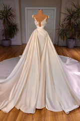 Chic A-Line Cathedral Sleeveless V-Neck Long Wedding Dress-Ballbella