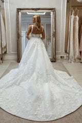 Chic Long A-Line Lace Sleeveless Appliques Wedding Dresses with Detachable Train-Ballbella