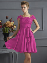 Chic Short Sleeves Lace Short Chiffon Bridesmaid Dresses-Ballbella