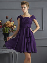 Chic Short Sleeves Lace Short Chiffon Bridesmaid Dresses-Ballbella