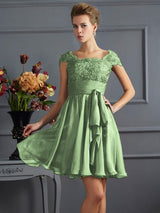 Chic Short Sleeves Lace Short Chiffon Bridesmaid Dresses-Ballbella