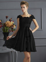 Chic Short Sleeves Lace Short Chiffon Bridesmaid Dresses-Ballbella