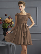 Chic Short Sleeves Lace Short Chiffon Bridesmaid Dresses-Ballbella
