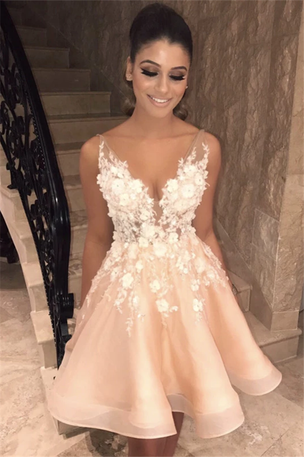 Chic Spaghetti Straps V-neck Homecoming Dress Chic Appliques Flowers S Ballbella Chic Spaghetti Straps V-neck Homecoming Dress Chic Appliques Flowers S Ballbella