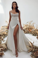 Chraming Square Sleeveless Wedding Dress with pearls-Ballbella