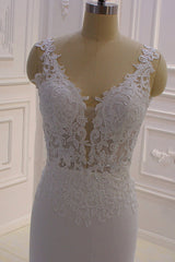 Classic Sleeveless Lace V neck Column White Court Train Wedding Dress-Ballbella