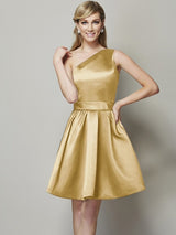 Classy Sleeveless One Shoulders Short Satin Bridesmaid Dresses-Ballbella
