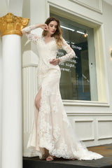 Delicate V Neck High Split Long Sleevess Lace Wedding Dress With Court Train-Ballbella