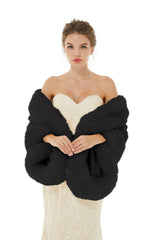 Della - Winter Faux Fur Wedding Wrap-Ballbella