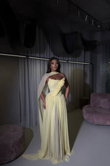 Dreamy Daffodil Strapless Sleeveless Chiffon Prom Dresses A-Line Long With Pleats-Ballbella