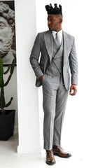 Gray Striped Peaked Lapel 3-Piece Prom Suit