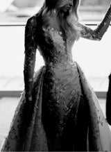 Elegant Lace Long Sleeve Wedding Dress Slit-Ballbella