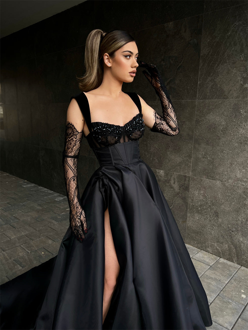 black gown dress Elegant Long Black Lace Sleeveless Prom Dresses Long Slit Online