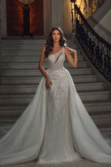 Elegant Sleeveless Mermaid Sequins Wedding Dress with Lace-Ballbella