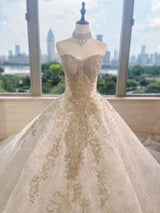 Elegant Sweetheart Strapless Sleeveless Wedding Dresses Ball Gown Beads With Lace-Up Back-Ballbella