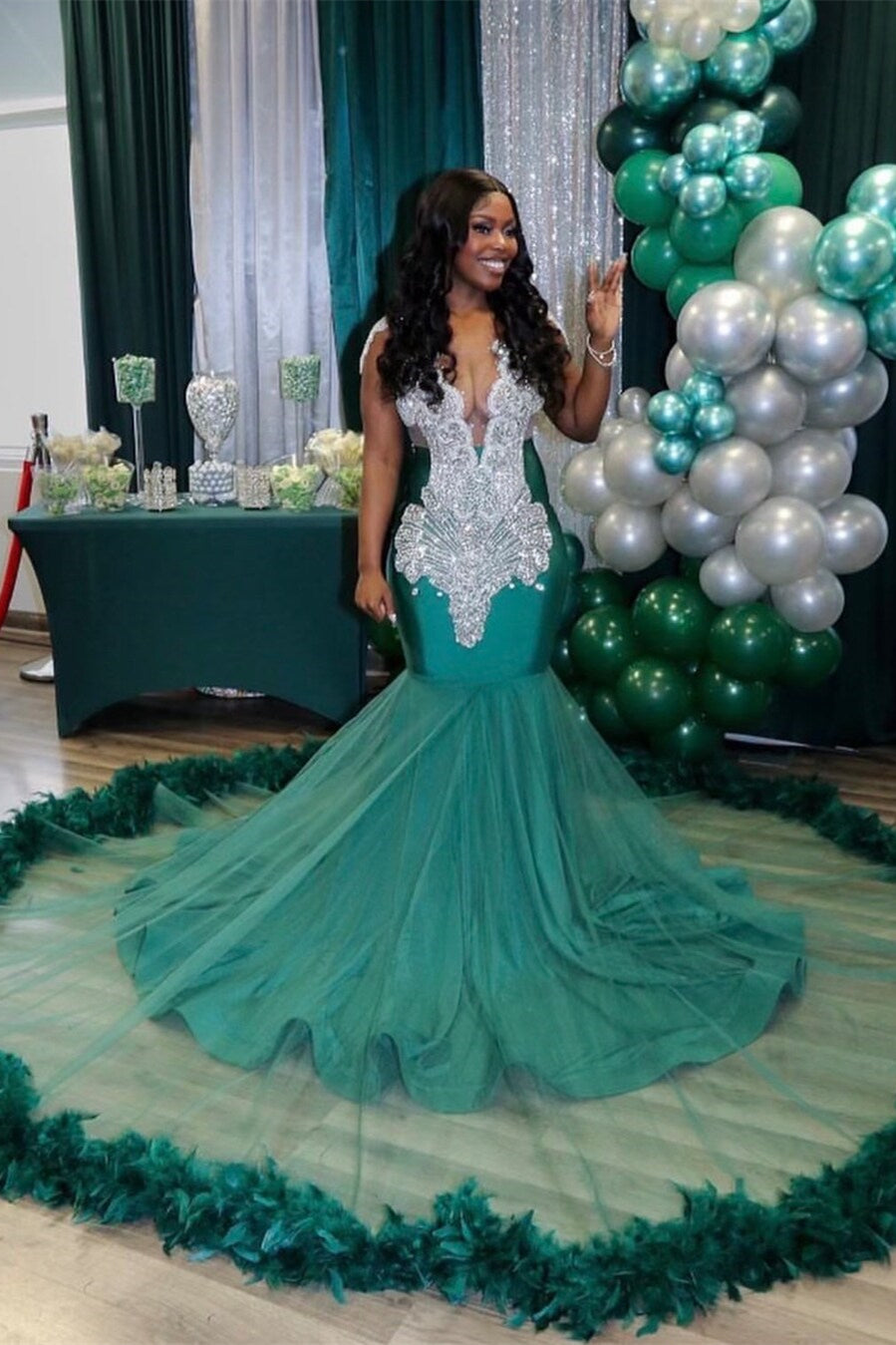 Fabulous V-Neck Sleeveless Mermaid Evening Prom Dresses Fabulous V-Neck Sleeveless Mermaid Evening Prom Dresses