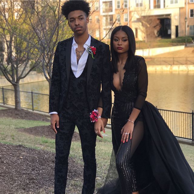 Glamorous Black Jacquard Three-Piece Slim Fit Men's Prom Suits Glamorous Black Jacquard Three-Piece Slim Fit Men's Prom Suits