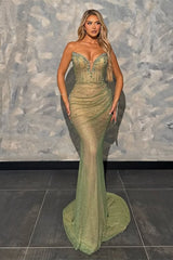 Glamorous Green Sweetheart Trumpet Prom Dresses Long Sleeveless With Beads-Ballbella
