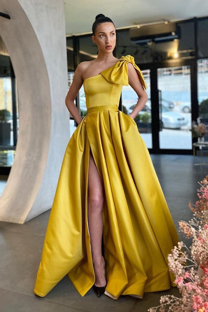 Glorious One Shoulder Yellow Prom Dress Split Long With Pockets Glorious One Shoulder Yellow Prom Dress Split Long With Pockets