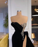 Gorgeous Black Split Front One Shoulder Prom Dress With Beading-Ballbella