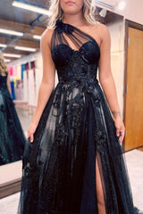 Gorgeous Long Black One Shoulder A-line Lace Prom Dress Split Online-Ballbella