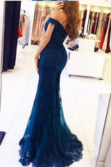 Gorgeous Off-the-shoulder Lace Appliques Red Mermaid Evening Dress-Ballbella