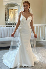 Gorgeous Satin Mermaid Wedding Dresses Spaghetti-Straps V-Neck Sleeveless Open Back With Buttons-Ballbella