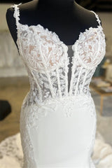 Gorgeous Spaghetti-Straps Sleeveless Mermaid Wedding Dress Appliques Lace Open Back With Buttons-Ballbella