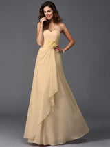 Gorgeous Sweetheart Hand-Made Flower Sleeveless Long Chiffon Bridesmaid Dresses-Ballbella