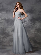 Gorgeous Sweetheart Sleeveless Ruched Long Chiffon Bridesmaid Dresses-Ballbella