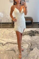 Hot V-neck White Tassels Short Straps Homecoming Dresses-Ballbella