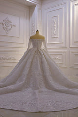Luxurious Ball Gown Long Sleevess 3D Lace Sweetheart Long Wedding Dresses-Ballbella