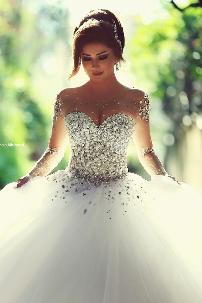 Luxurious Crystals Beading Long Sleevess Ball Gown Wedding Dresses Luxurious Crystals Beading Long Sleevess Ball Gown Wedding Dresses